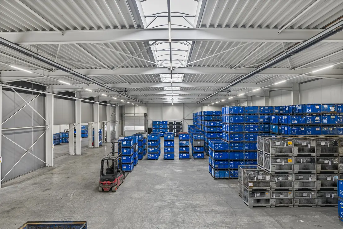 Lager-, Logistik-, Produktions- und Bürofläche zu vermieten