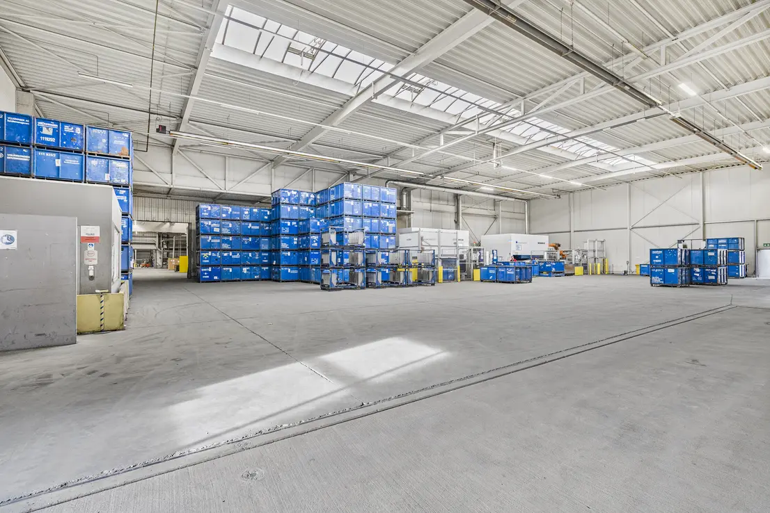 Lager-, Logistik-, Produktions- und Bürofläche zu vermieten