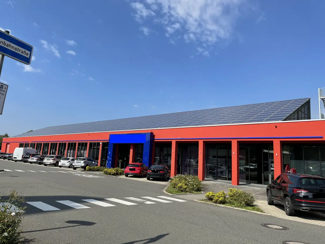 Laden-, Verkaufs-, Büro und Lagerfläche in Kassel / Lohfelden zu vermieten