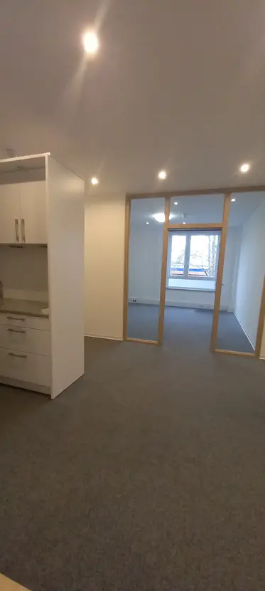 Ansprechende Bürofläche nahe dem DEZ in Kassel – Niederzwehren