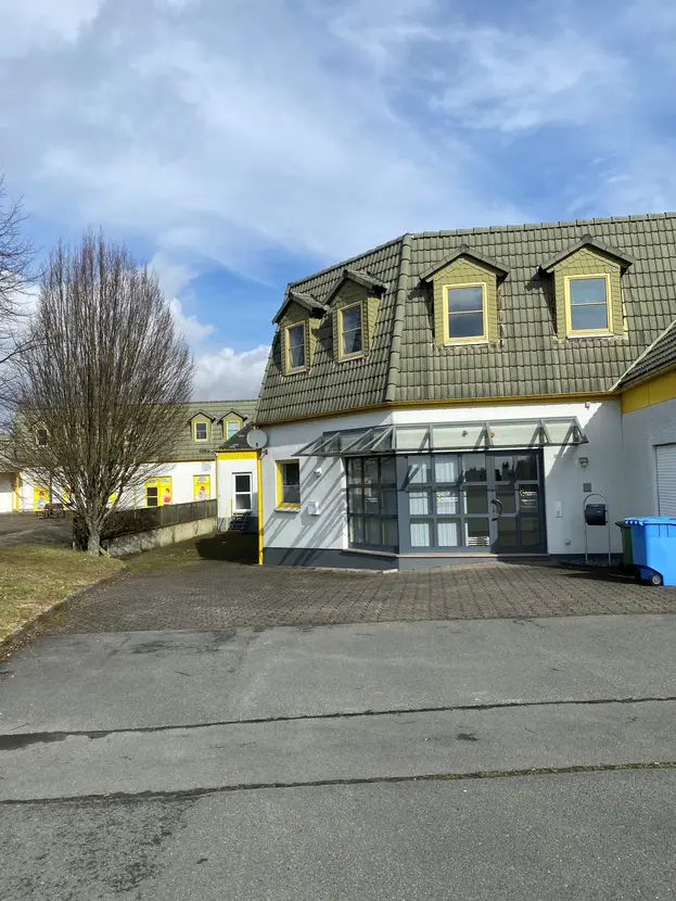 Lager-/Büro-/Praxisfläche in Korbach zu vermieten