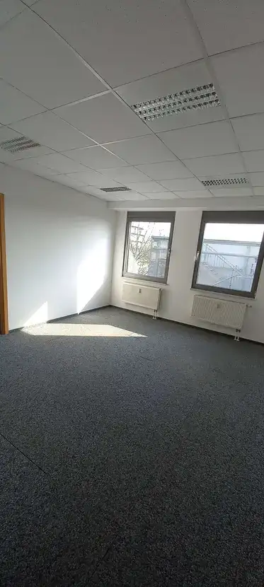 Ansprechende Praxis-/Bürofläche in Kassel – Wilhelmshöhe zur Anmietung
