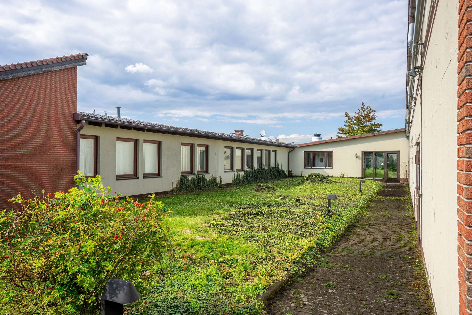 Zur Selbstnutzung oder Kapitalanlage+++++ Gewerbepark mit 2 Baugrundstücken zu verkaufen ++++