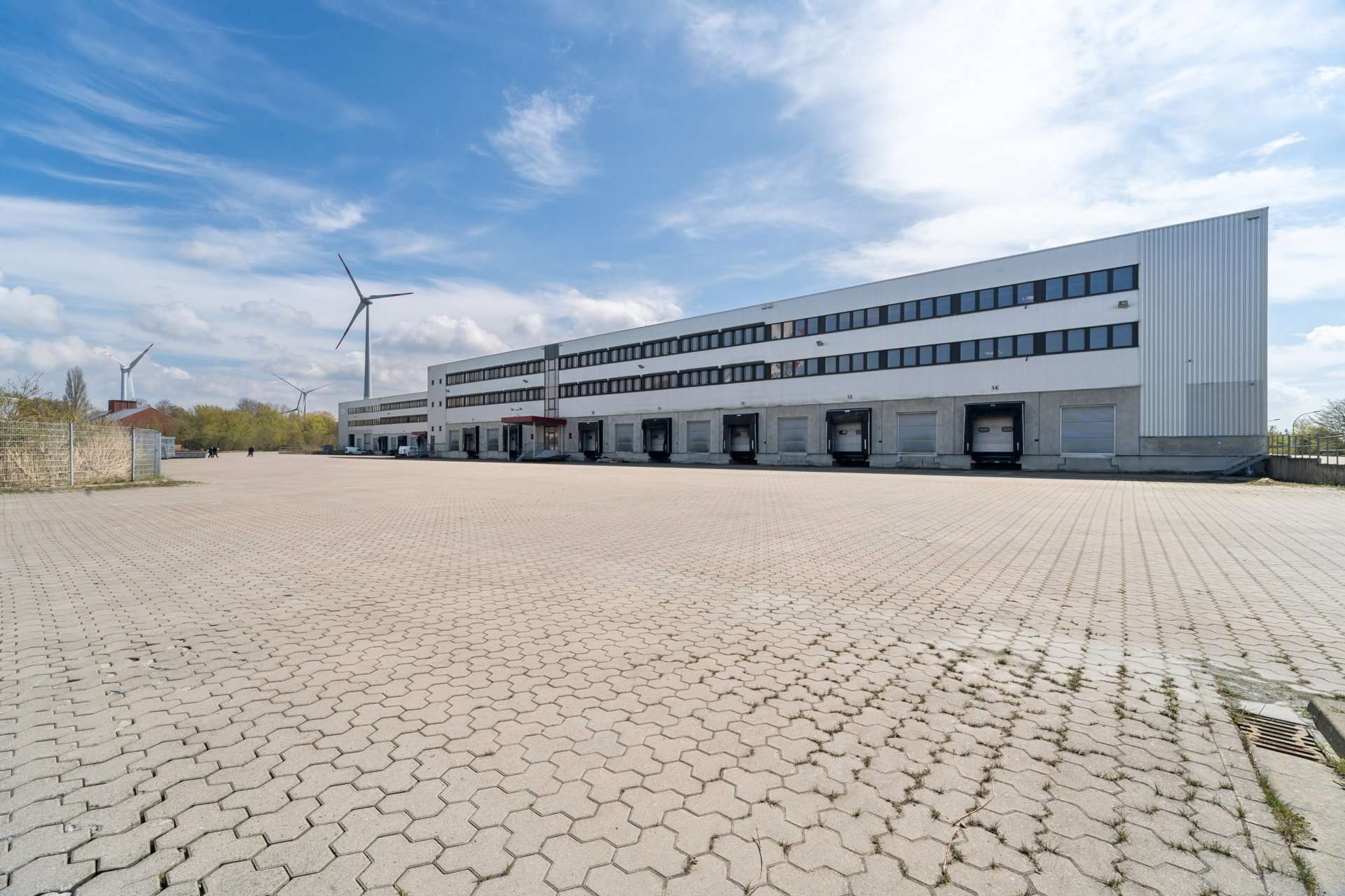 Provisionsfrei - Lager-/Logistikfläche zu vermieten in Bremerhaven