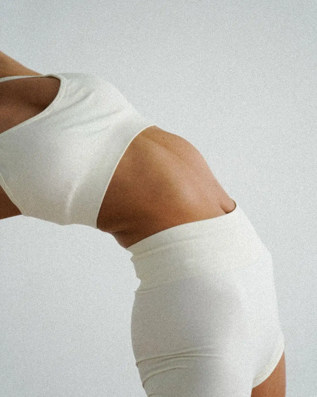 Image représentant une femme faisant du yoga