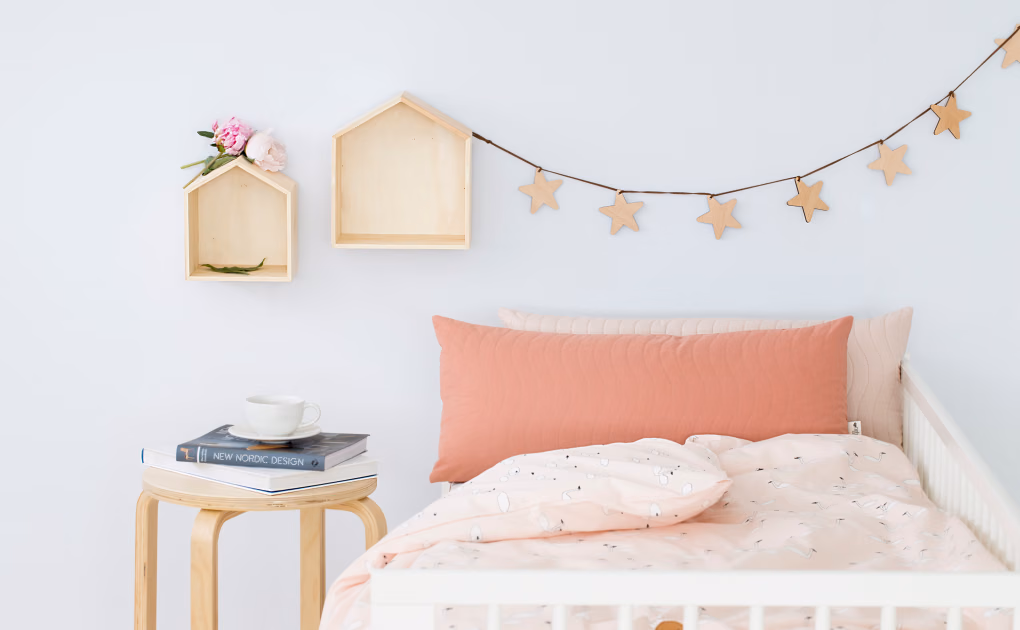 Image fotografie dětského pokoje s povlečením a designovými doplňky Simply Kids, Studio Light