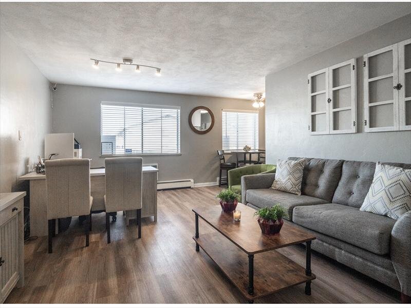 Model living room - dining