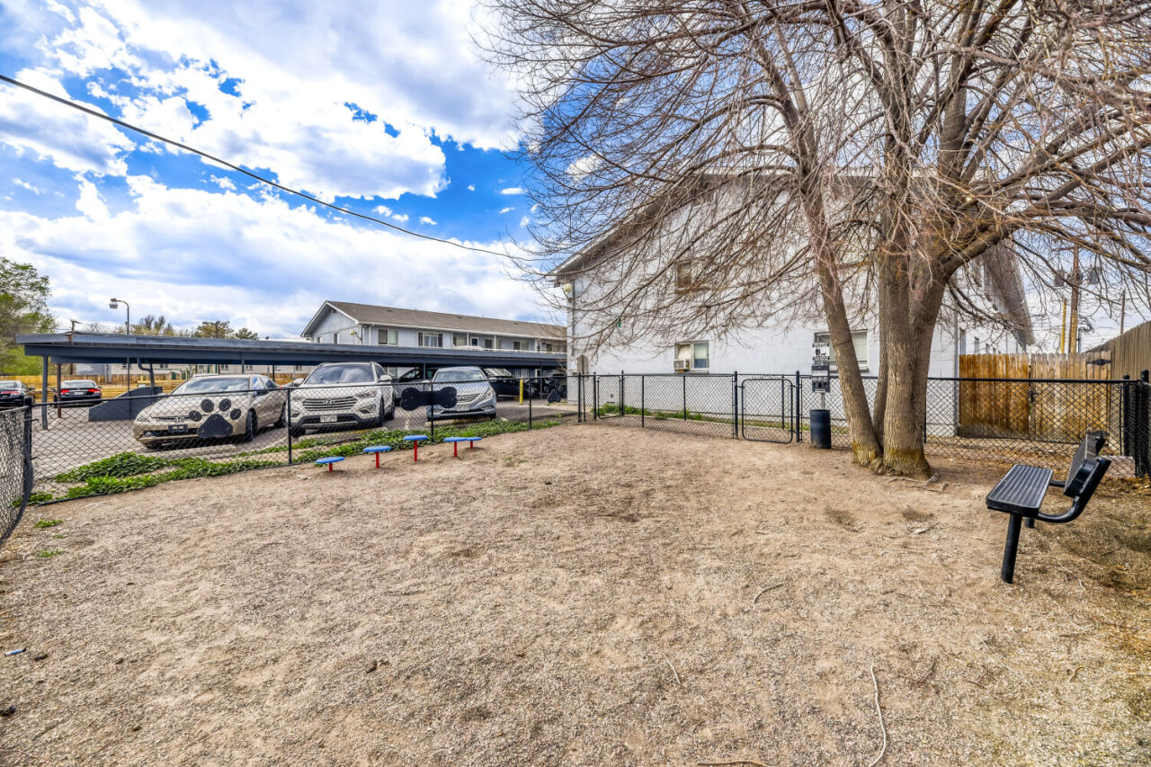Exterior parking lot - leasing office