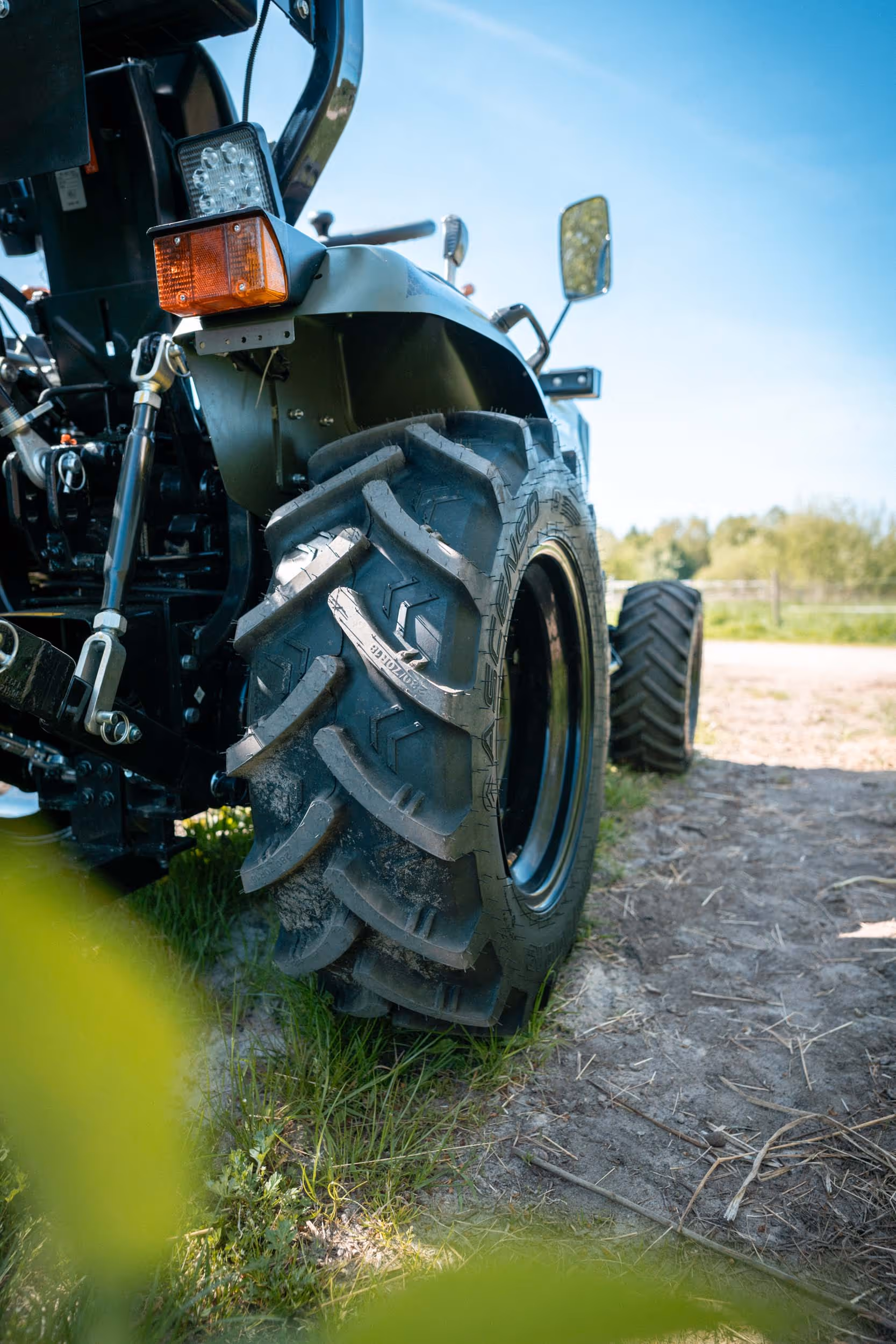STARTRAC 26S Heckansicht mit Heckhubwerk