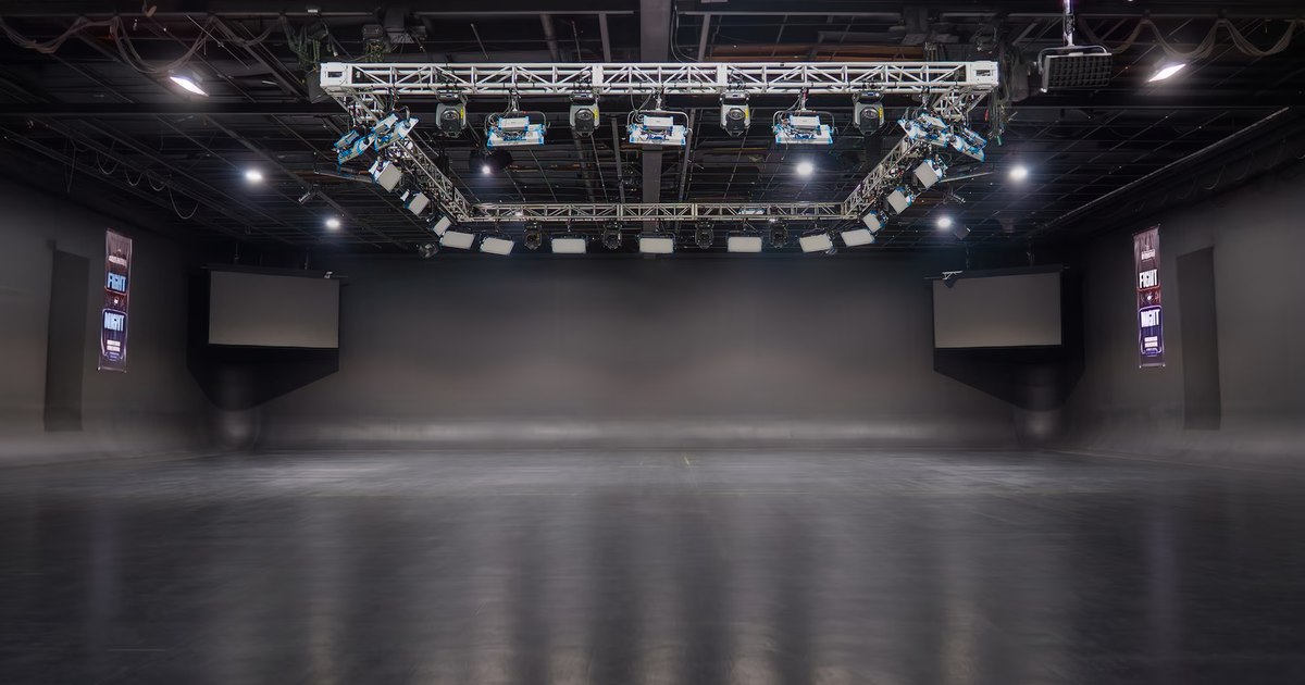 Stage 03 black cyc wall