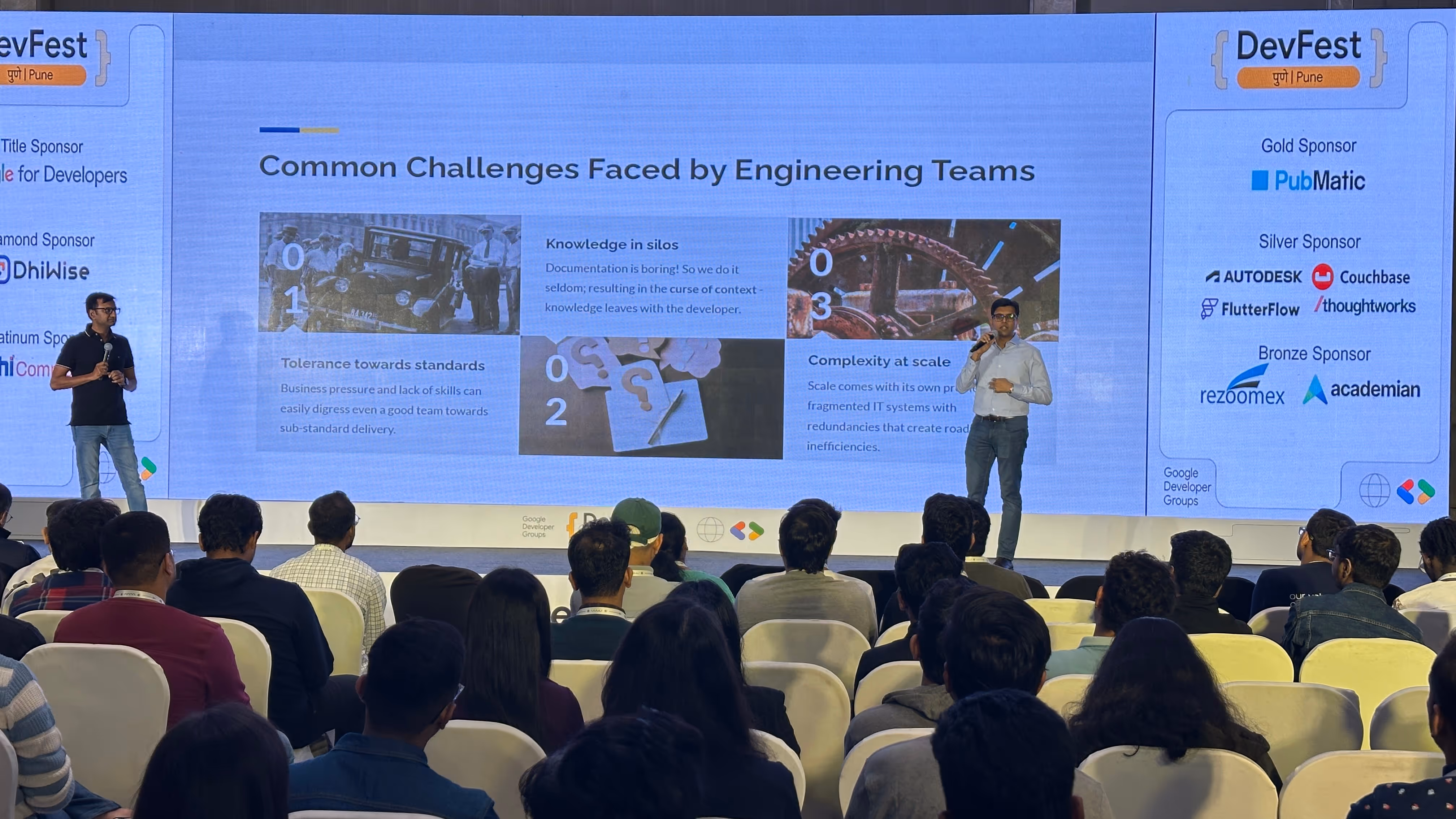 office-activity-group-picture-section-2