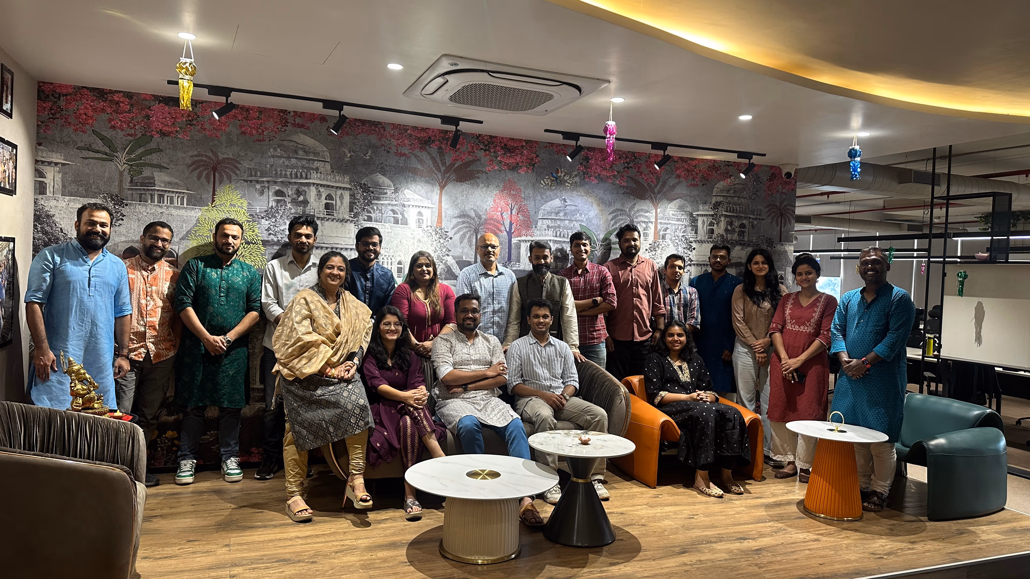 office-activity-group-picture