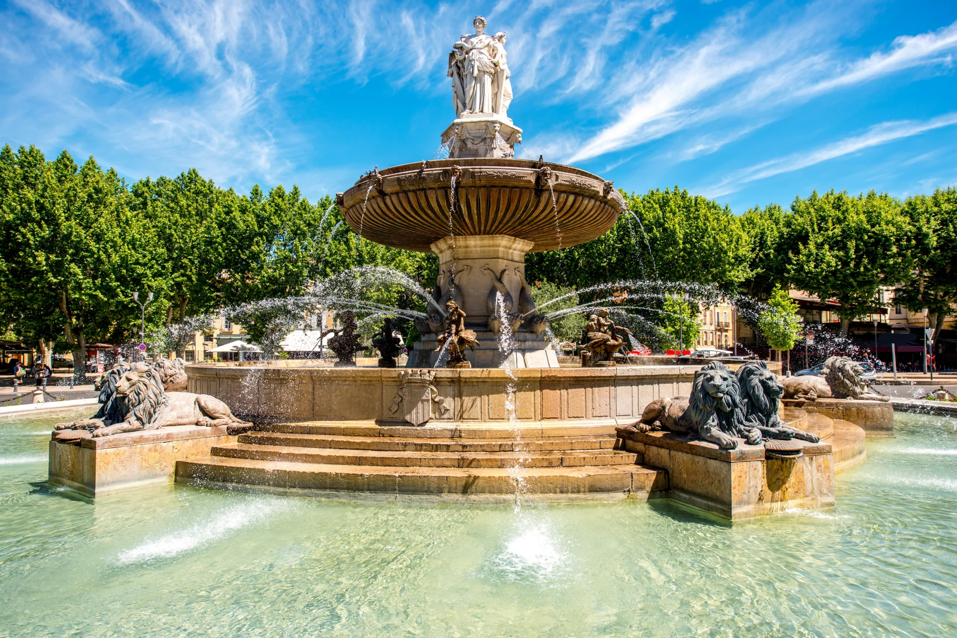 fontaine de la rotonde à Aix-en-Provence
