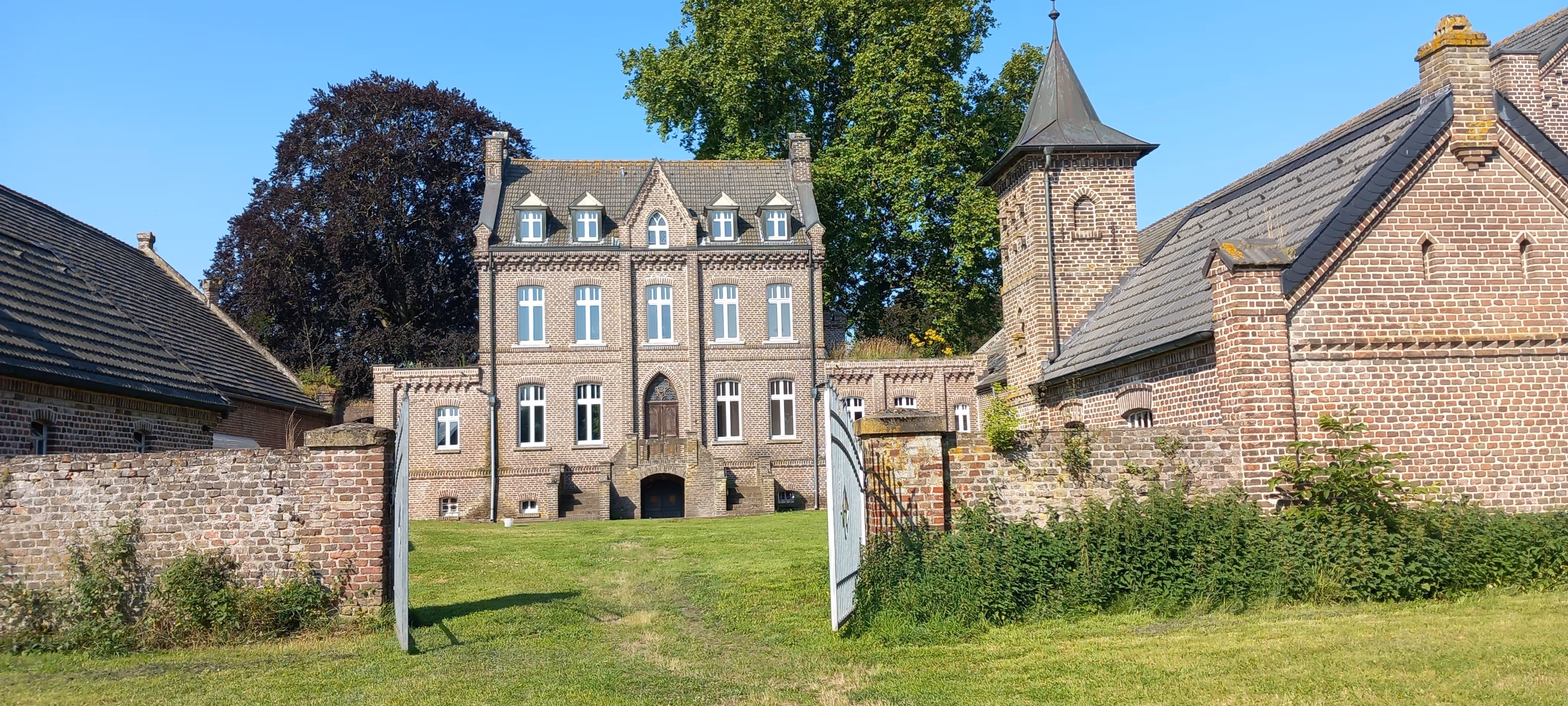 Hitzfeldhof – Ansicht des Hofes