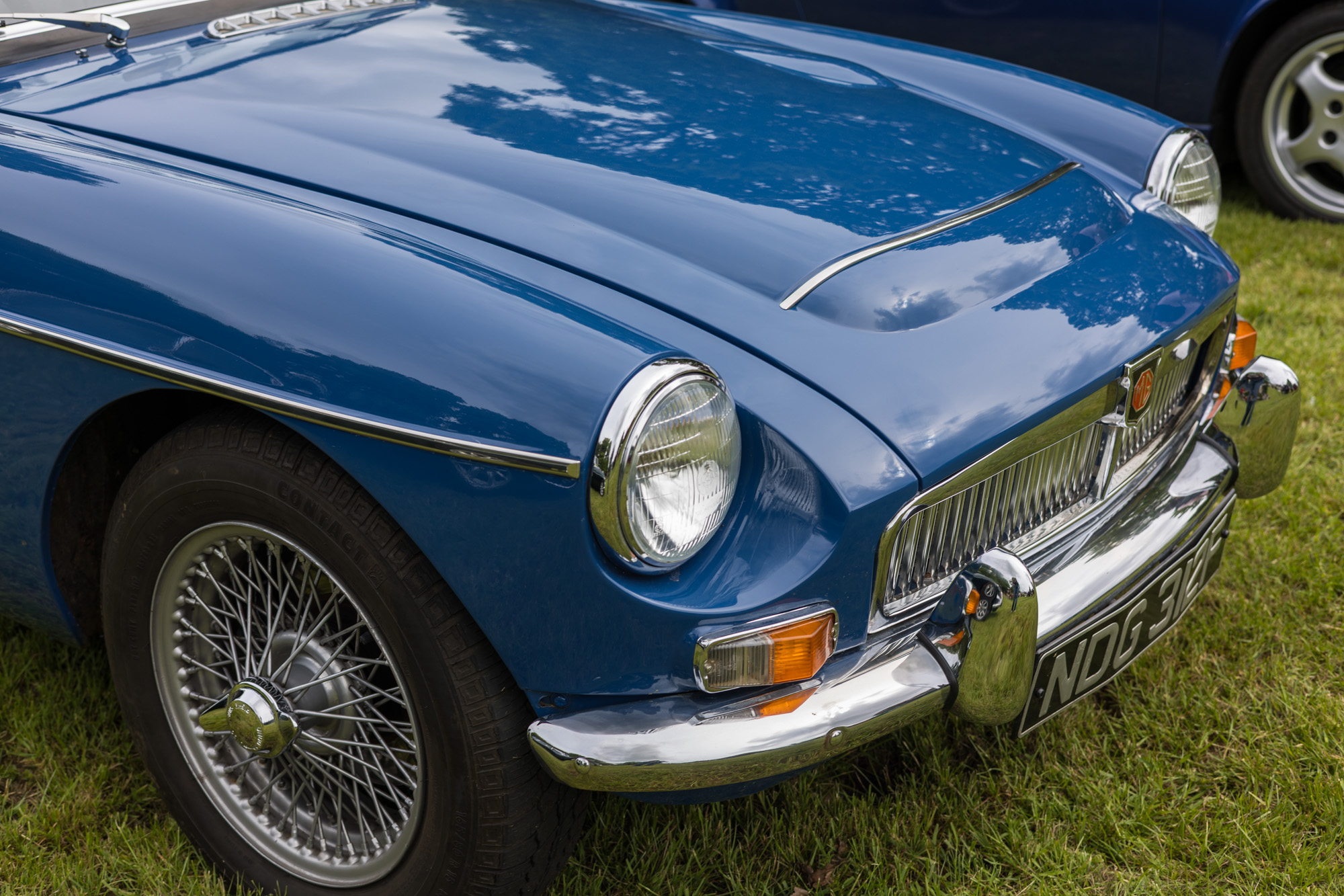 Classic MGB car on display at Creaton in Bloom