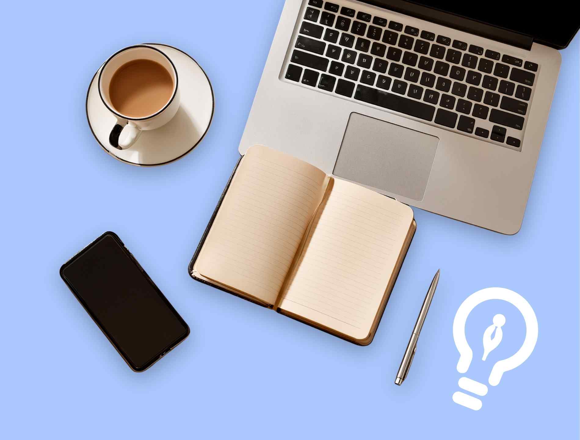 carnet, ordinateur, logo CB Smart Recruit, fond bleu