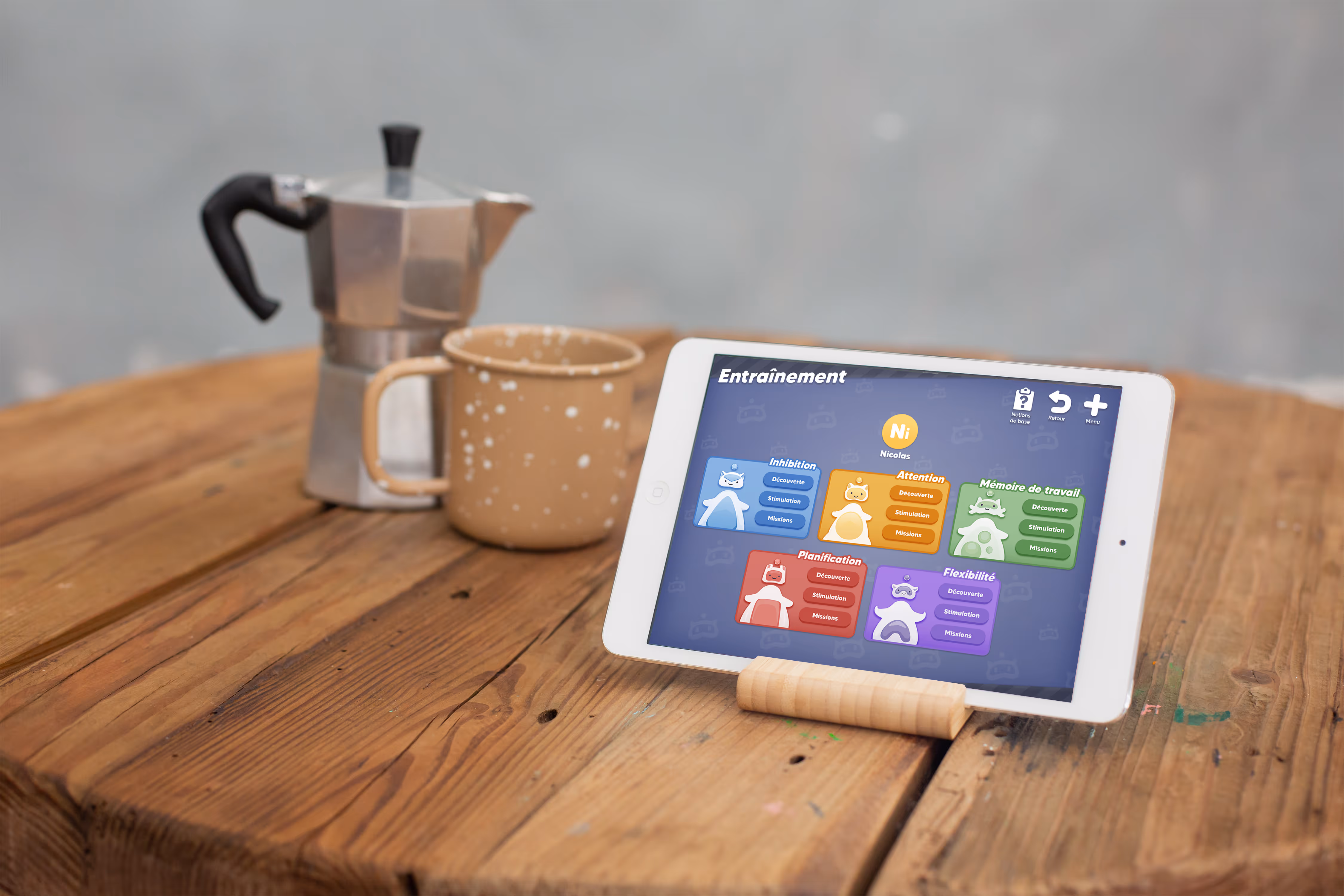 A tablet with babaoo-Attention game on a desk