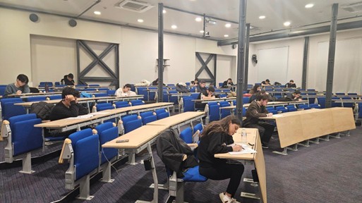 YKS Ուսումնասիրութիւններու Շրջանակին՝ Համալսարանային Այցելութիւն եւ Մասնագիտութիւններու Ներկայացում