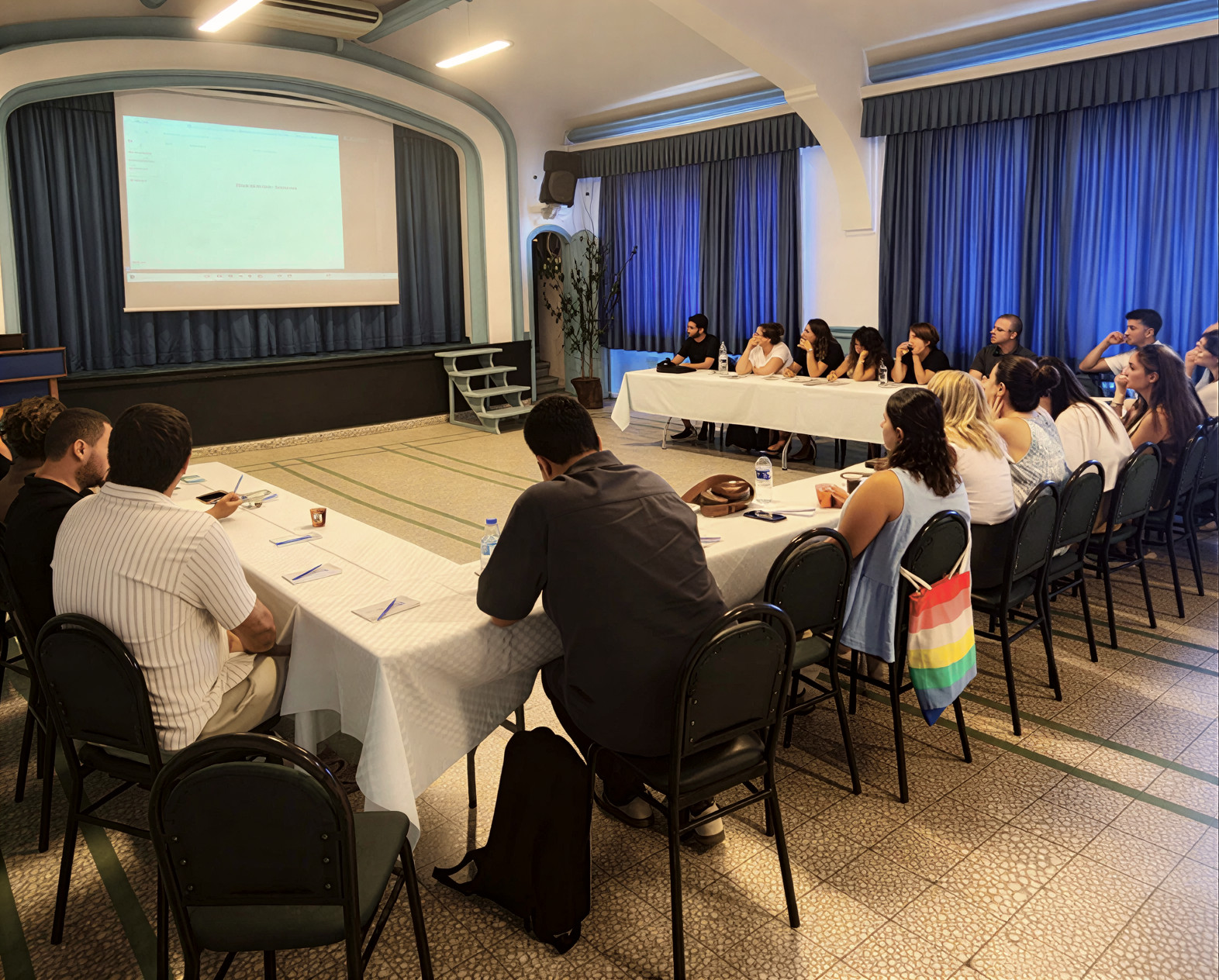 Surp Haç Tıbrevank’ta Eğitim Teknolojileri ve Yapay Zeka Öğretmen Eğitimi