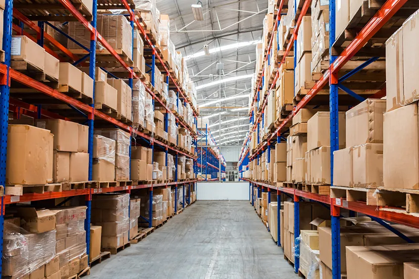 Managing Excess Inventory: Know When to Hold ‘Em