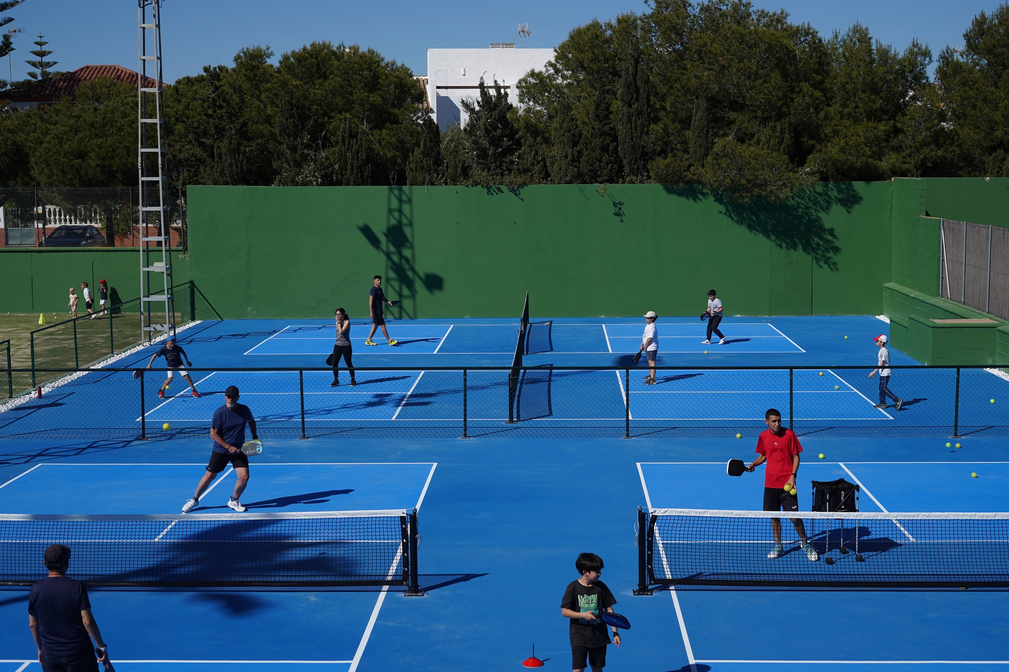 PlayaDeLaLuz-Spain-1-Andalusia-court1.jpg