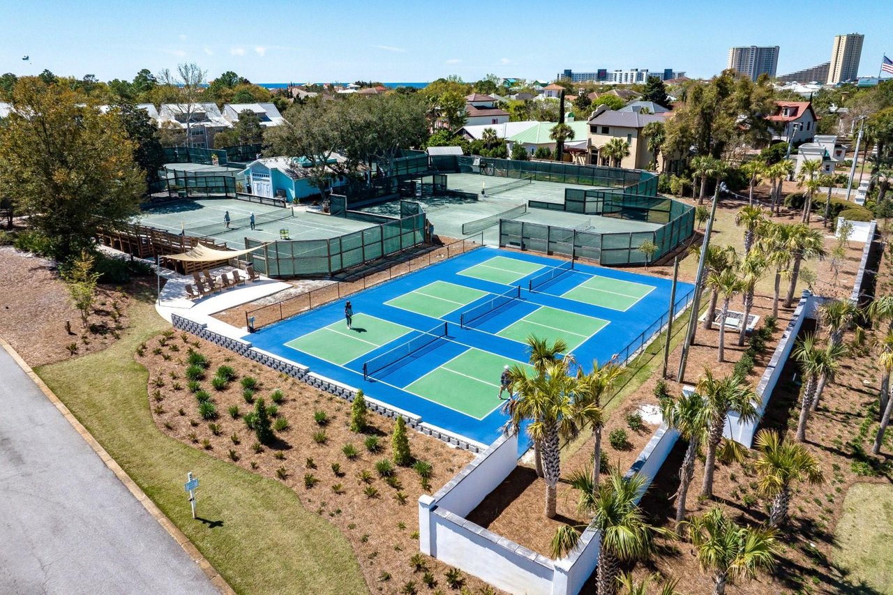 Hidden Dunes Beach & Tennis Resort