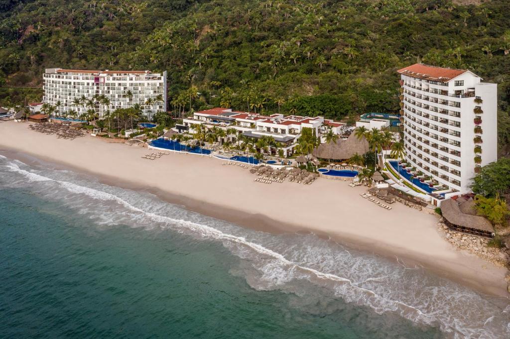 Hyatt-Ziva-Puerto-Vallarta-All-Inclusive-Mexico-3-Puerto-Vallarta-property1.jpg