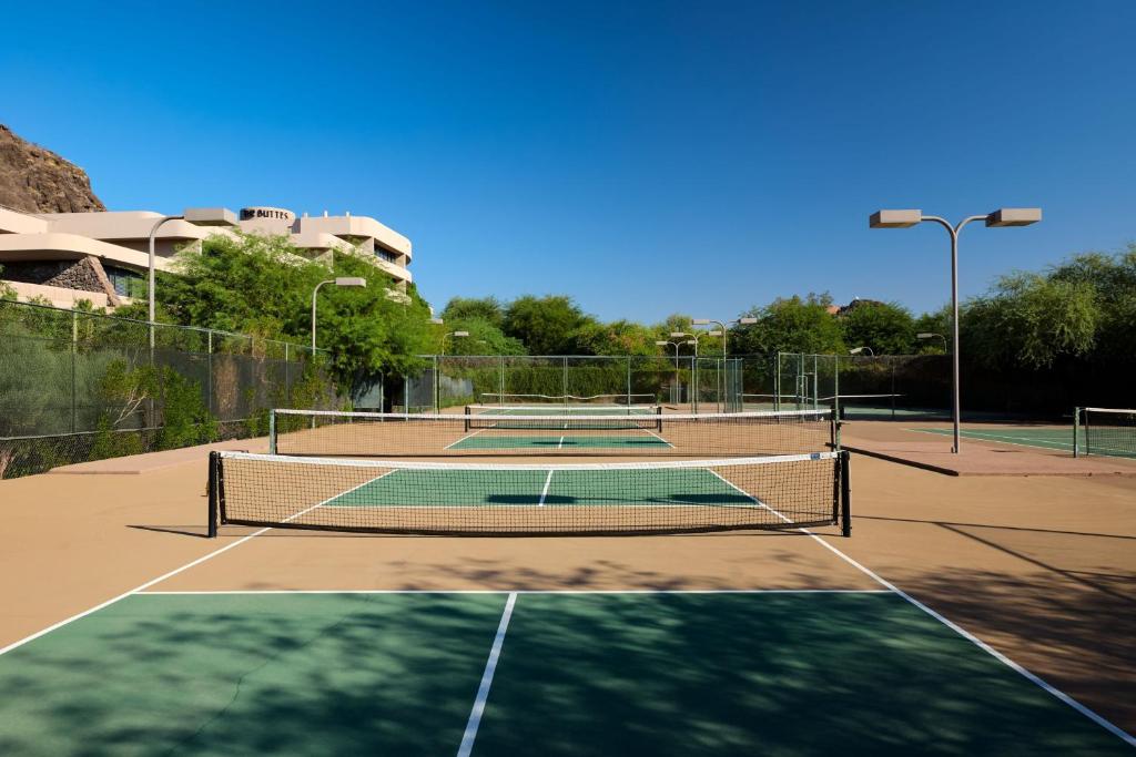 Phoenix-Marriott-Resort-Tempe-at-The-Buttes-USA-2-Arizona-hero.jpg