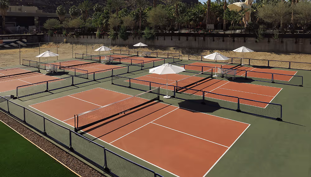 Kimpton-Rowan-Palm-Springs-Hotel-by-IHG-USA-6-Palm-Springs-court1.jpg