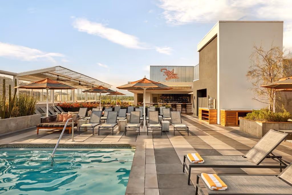 Kimpton-Rowan-Palm-Springs-Hotel-by-IHG-USA-6-Palm-Springs-property2.jpg