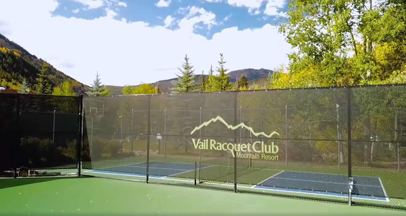 Vail-Racquet-Club-Mountain-Resort-USA-3-Vail-court1.jpg
