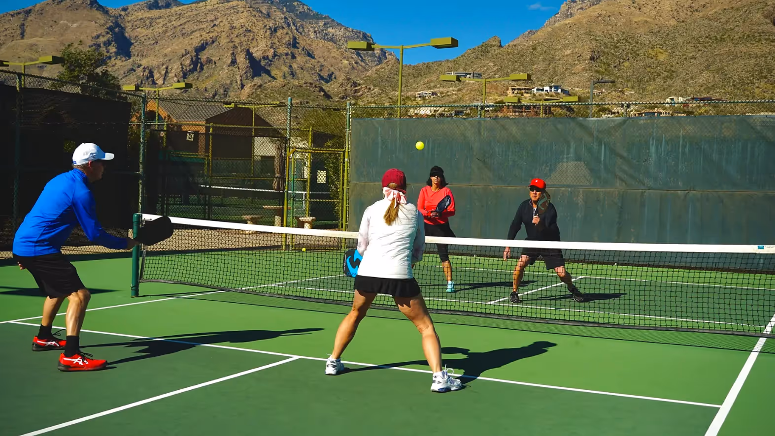 Ventana-Canyon-Club-and-Lodge-USA-8-Arizona-court1.jpg
