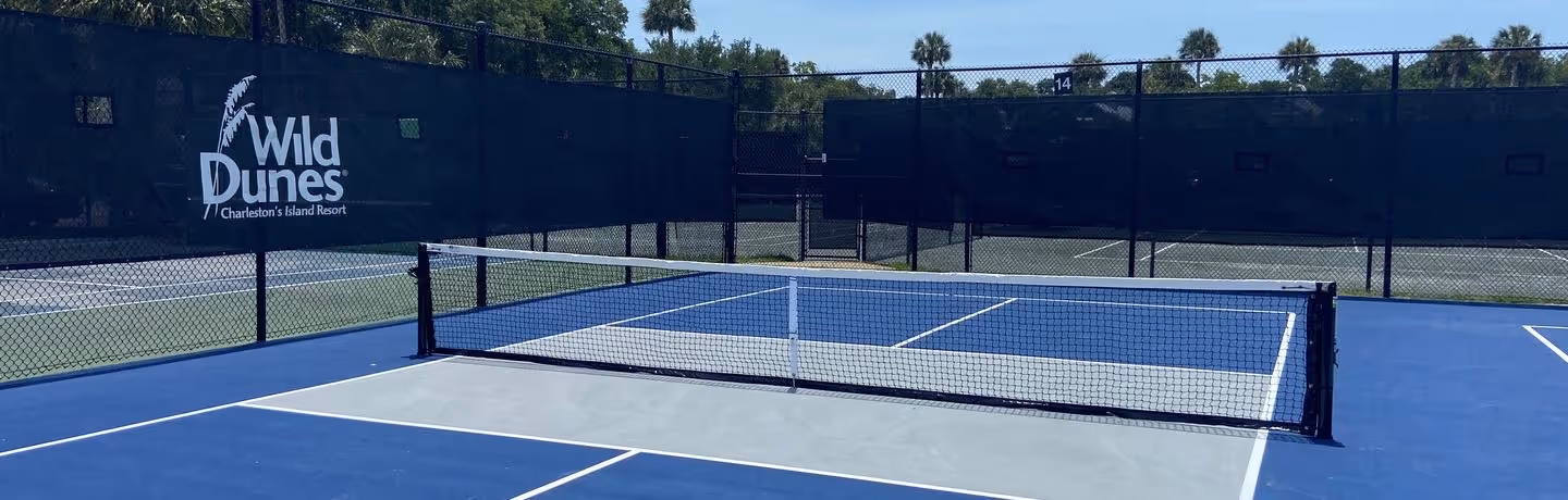 Wild-Dunes-Resort-USA-5-Isle-of-Palms-court2.jpg