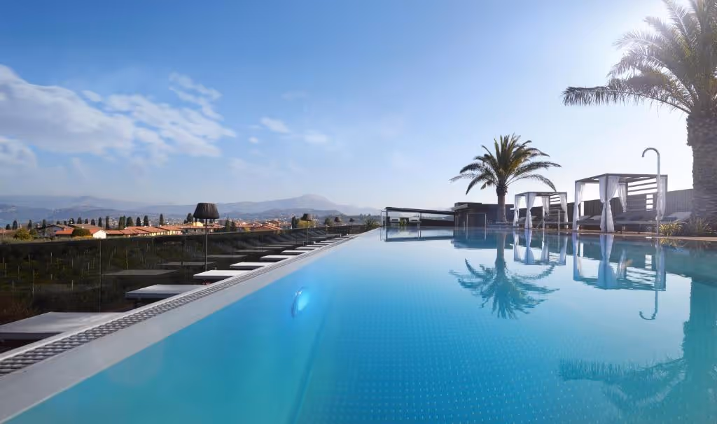 Quellenhof-Luxury-Resort-Lazise-Italy-1-Lake-Garda-property2.jpg