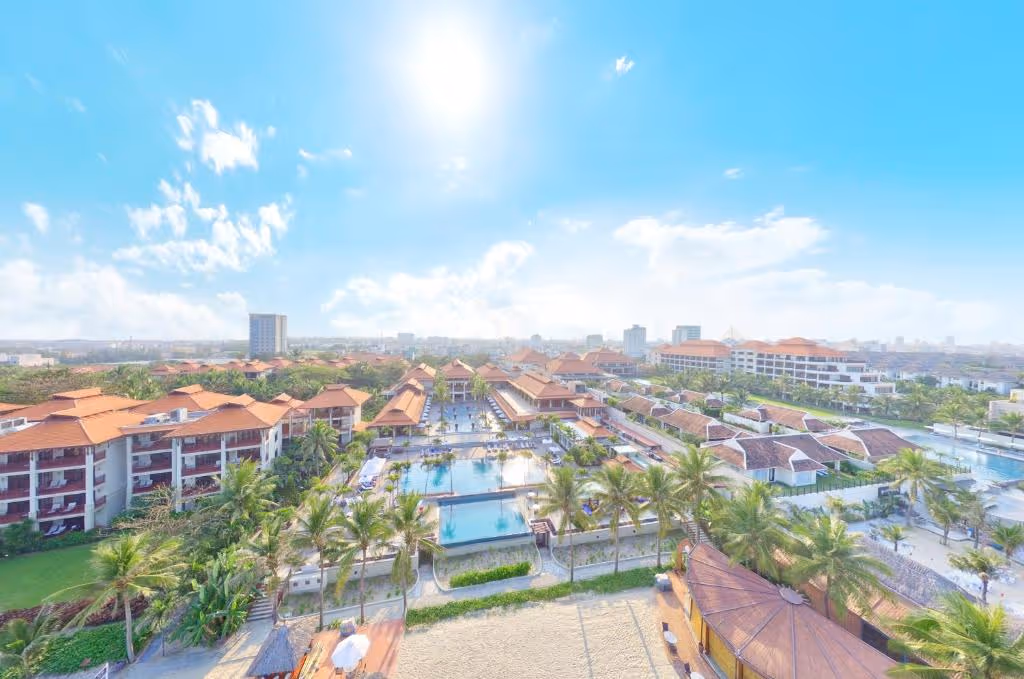 Furama-Resort-Danang-Vietnam-14-Da-Nang-property1.jpg