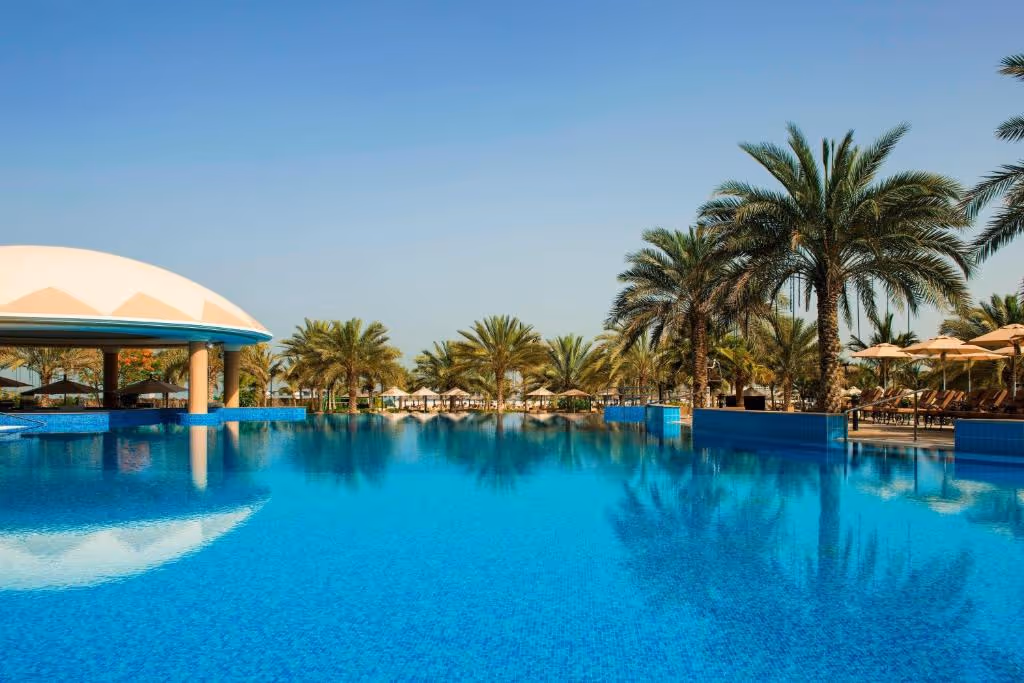Le-Royal-Meridien-Beach-Resort-Spa-United-Arab-Emirates-1-Dubai-property2.jpg
