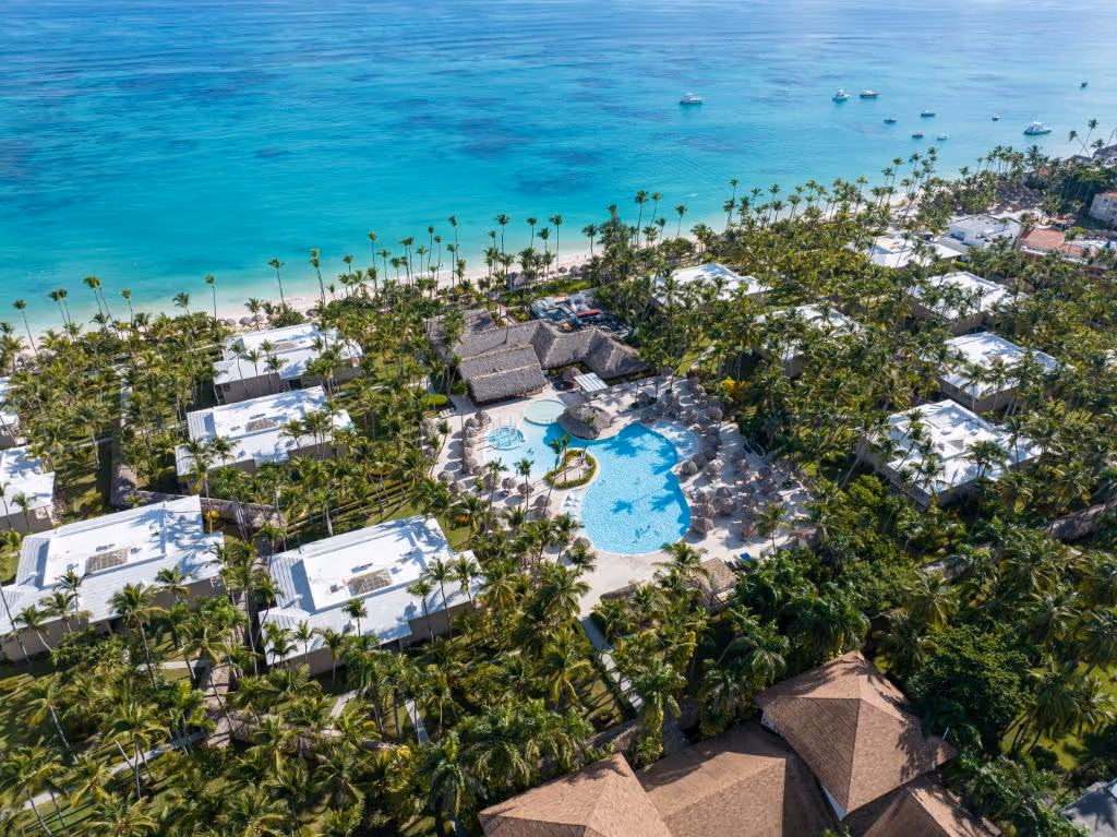 Grand-Palladium-Punta-Cana-Resort-Spa-Dominican-Republic-4-Punta-Cana-property2.jpg