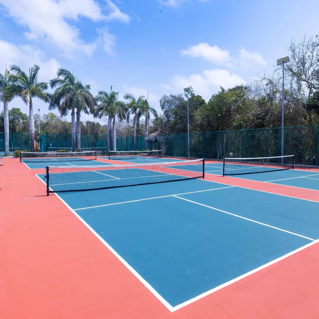 Grand-Palladium-Colonial-Resort-Spa-Mexico-4-Riviera-Maya-court1.jpg