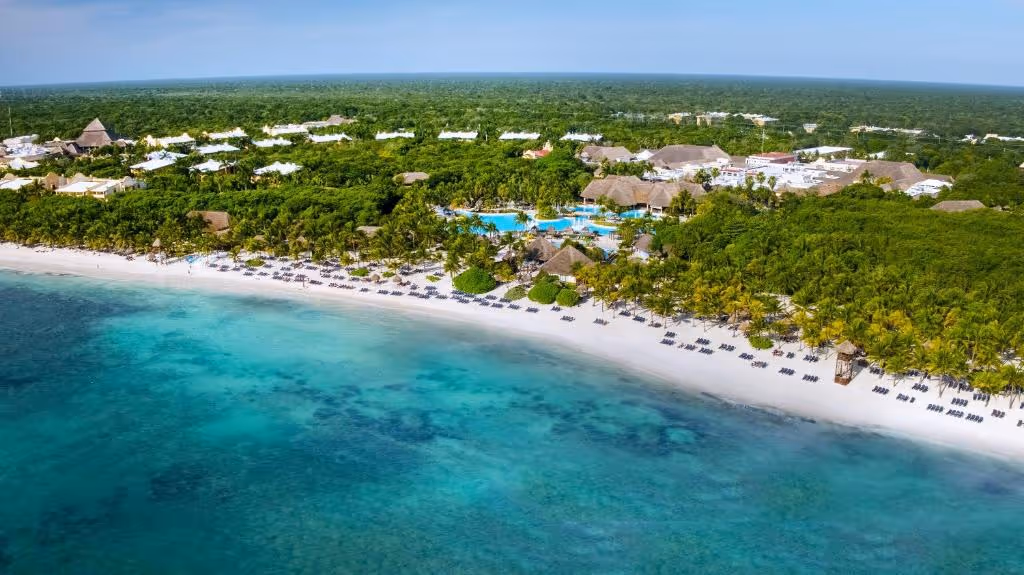 Grand-Palladium-Colonial-Resort-Spa-Mexico-4-Riviera-Maya-property1.jpg