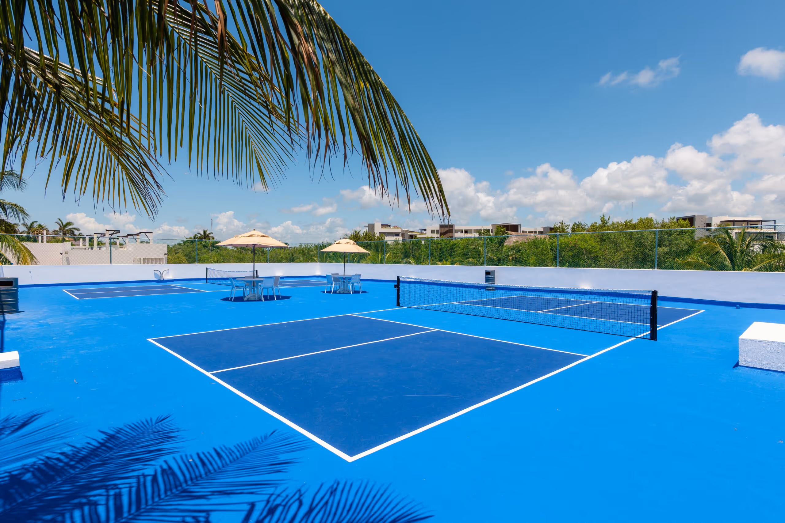 Hotel-Marina-El-Cid-Spa-Beach-Resort-Mexico-2-Riviera-Maya-court2.jpg