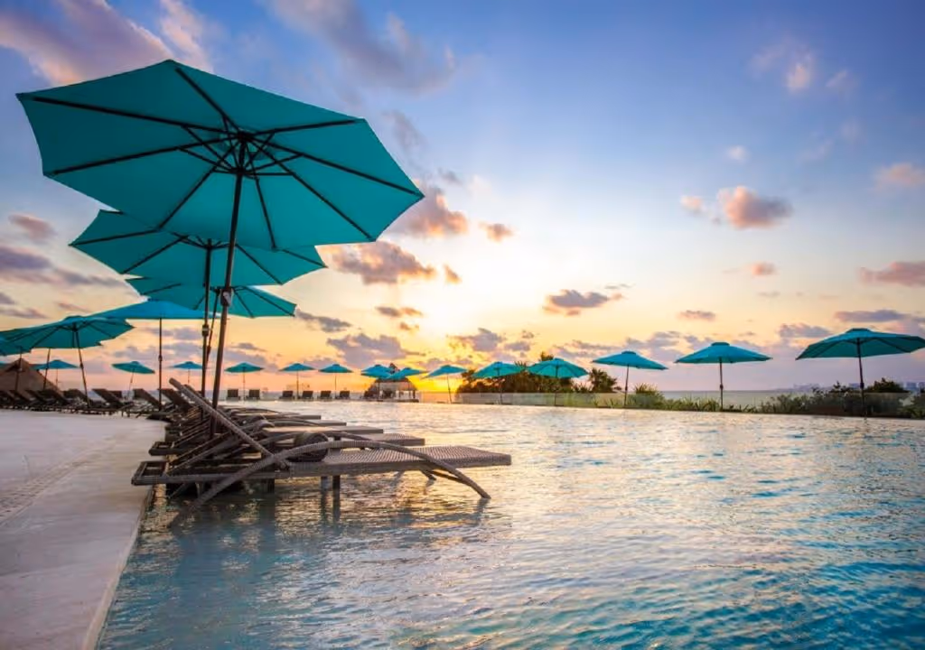 Dreams-Vista-Cancun-Golf-Spa-Resort-Mexico-1-Cancun-property2.jpg