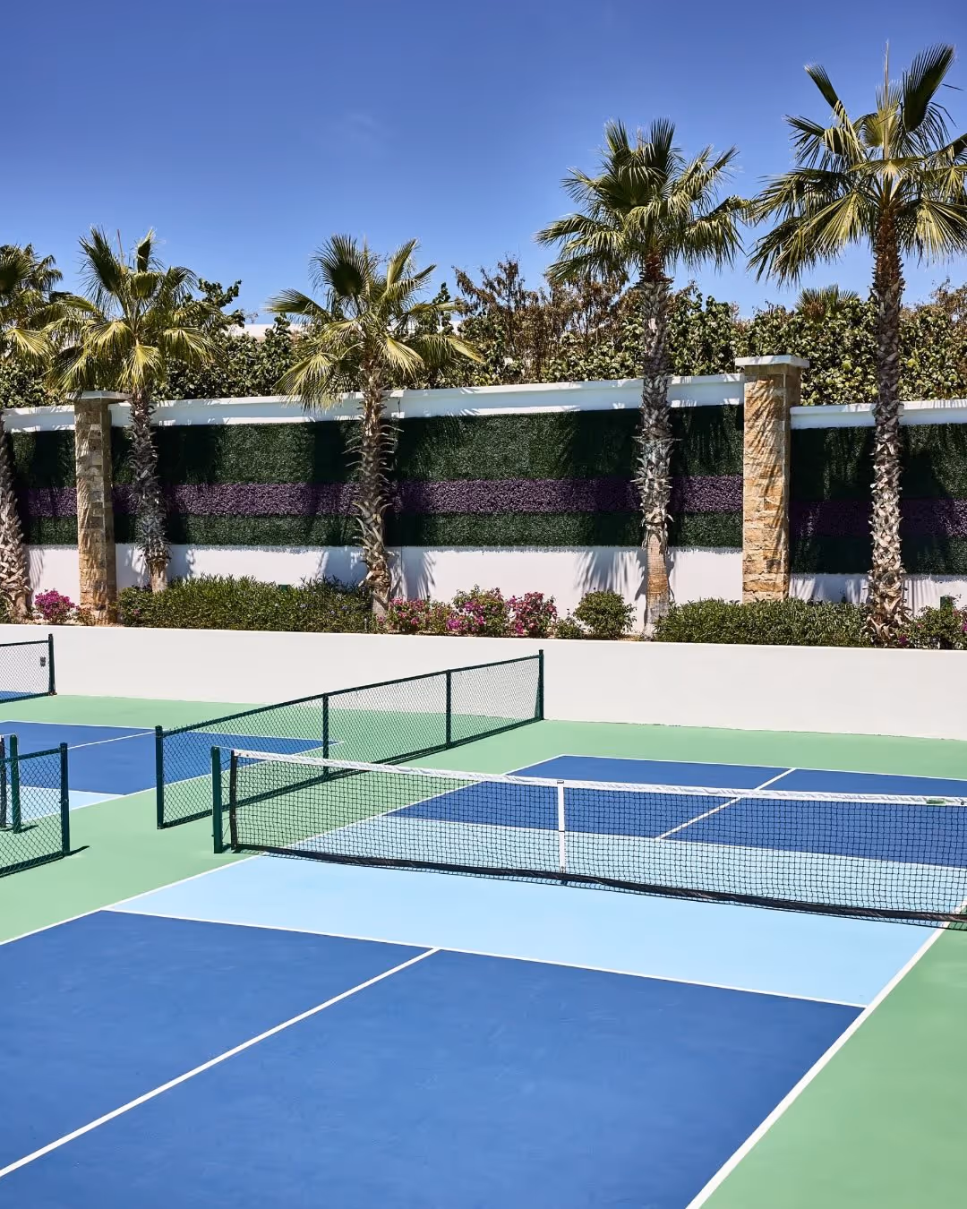 Chileno-Bay-Resort-Residences,-Auberg-Collection-Mexico-3-Cabo-San-Lucas-court2.jpg