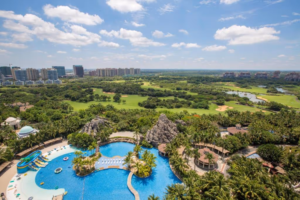 Mission-Hills-Resort-Haikou-China-10-Haikou-property2.jpg