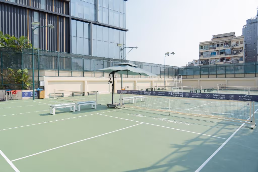 New-World-Saigon-Hotel-Vietnam-4-Ho-Chi-Minh-court1.jpg