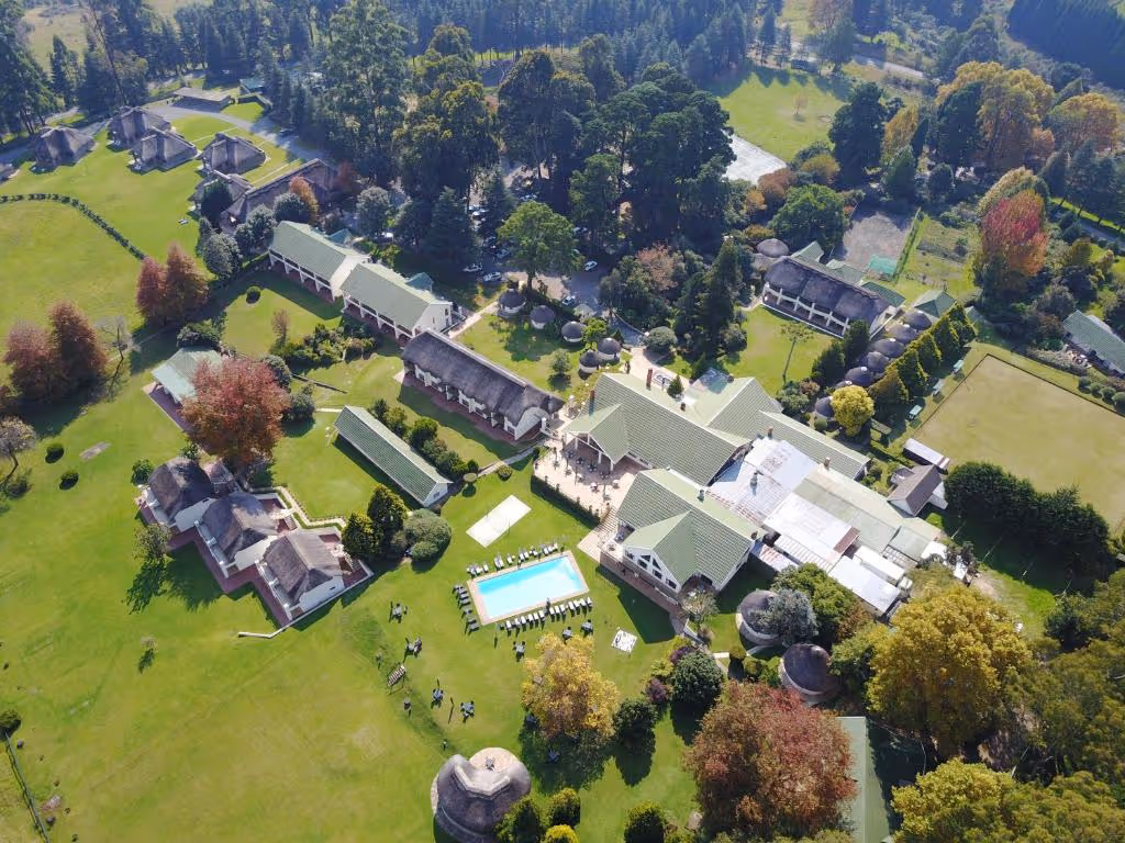 Champagne-Castle-Hotel-South-Africa-1-Winterton-hero.jpg