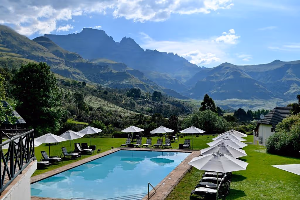Champagne-Castle-Hotel-South-Africa-1-Winterton-property2.jpg