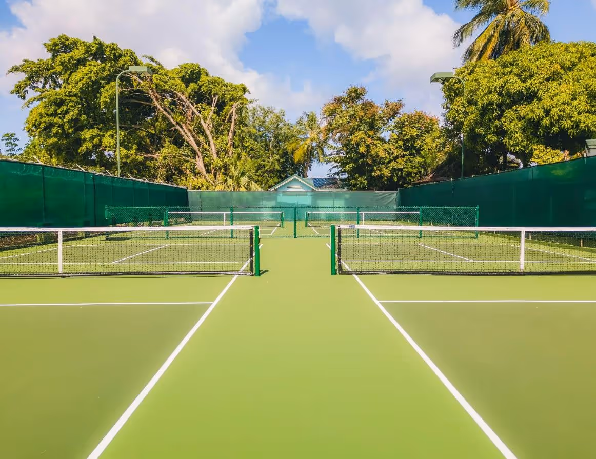 StolenTime-Saint-Lucia-4-Castries-court1.jpg