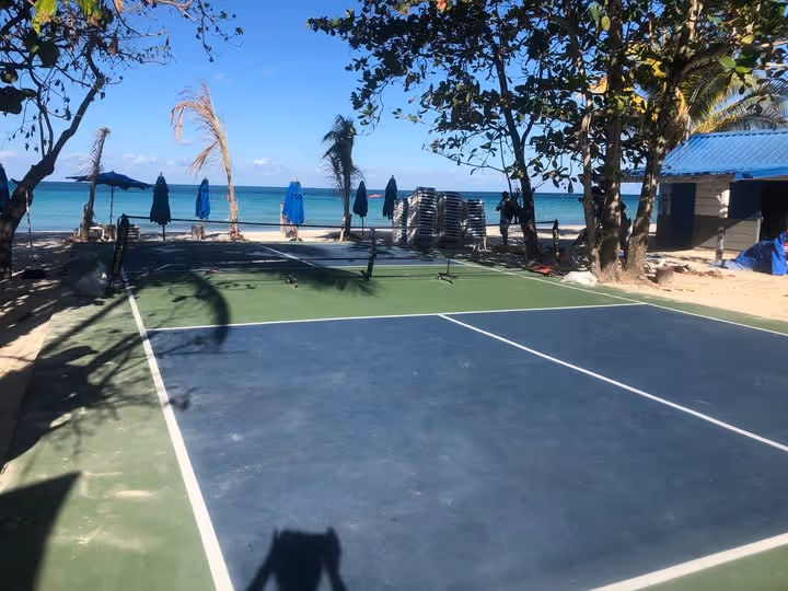 Negril-Treehouse-Resort-Jamaica-1-Negril-court1.jpg