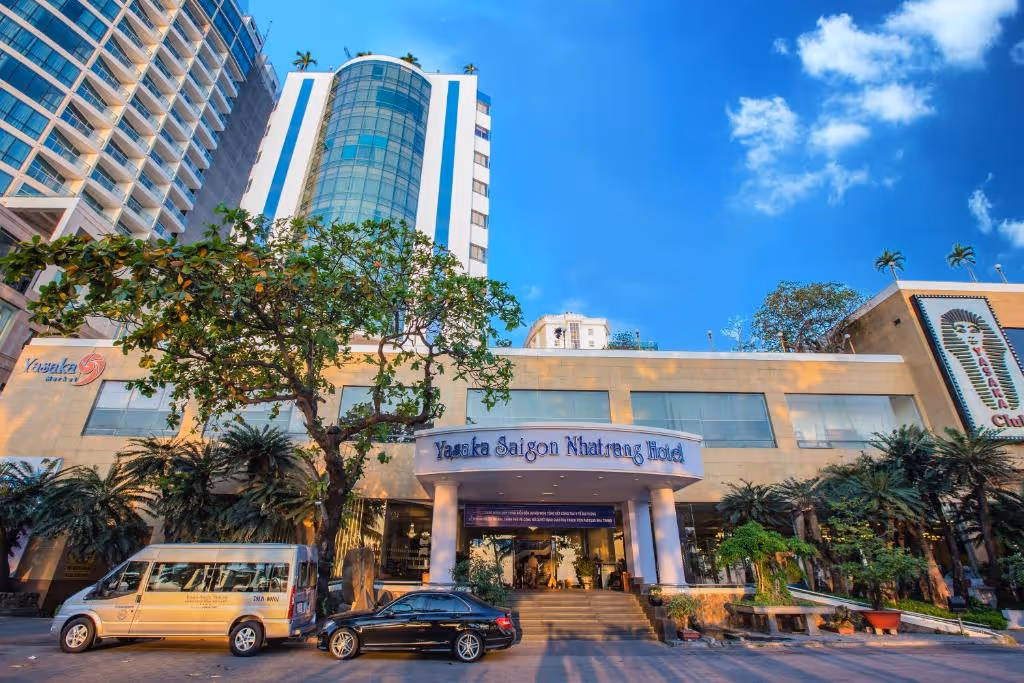 Yasaka-Saigon-Nha-Trang-Hotel-Spa-Vietnam-4-Nha-Trang-property1.jpg