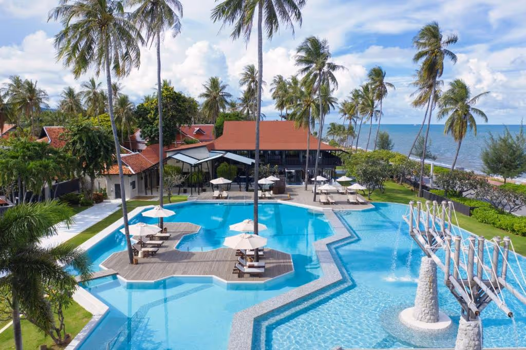 Wyndham-Hua-Hin-Pranburi-Resort-Villas-Thailand-4-Pran-Buri-property2.jpg